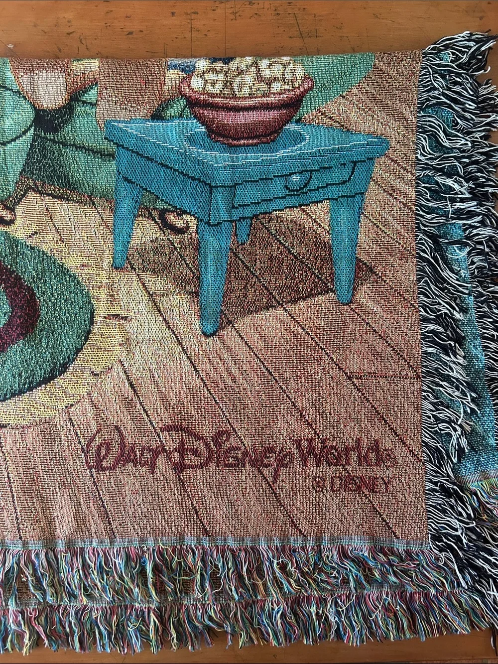 Disney World Tapestry Woven Throw Blanket Mickey Minnie Goofy Donald Pluto‎